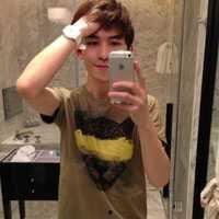 吃瓜网红头像照片男生,揭秘吃瓜网红男生头像背后的故事